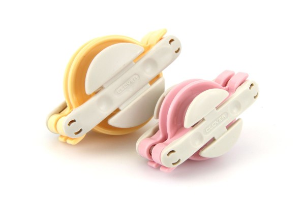 Clover Pom-Pom Makers